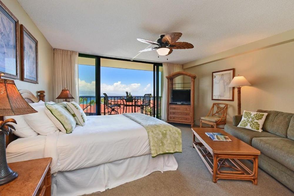 Kaanapali Shores 836 · KS 836 Spacious Studio Kaanapali Oceanfro
